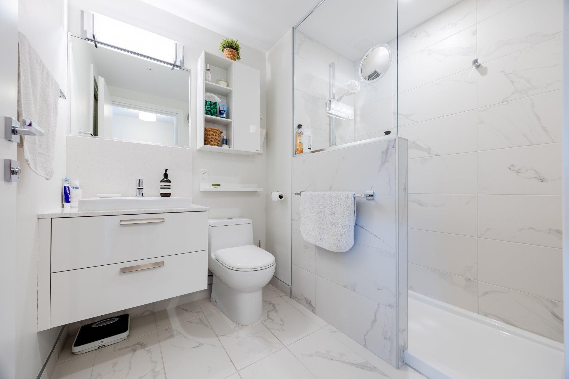 









1239


Rue Drummond

, 2210,
Montréal (Ville-Marie),




QC
H3G0G4

