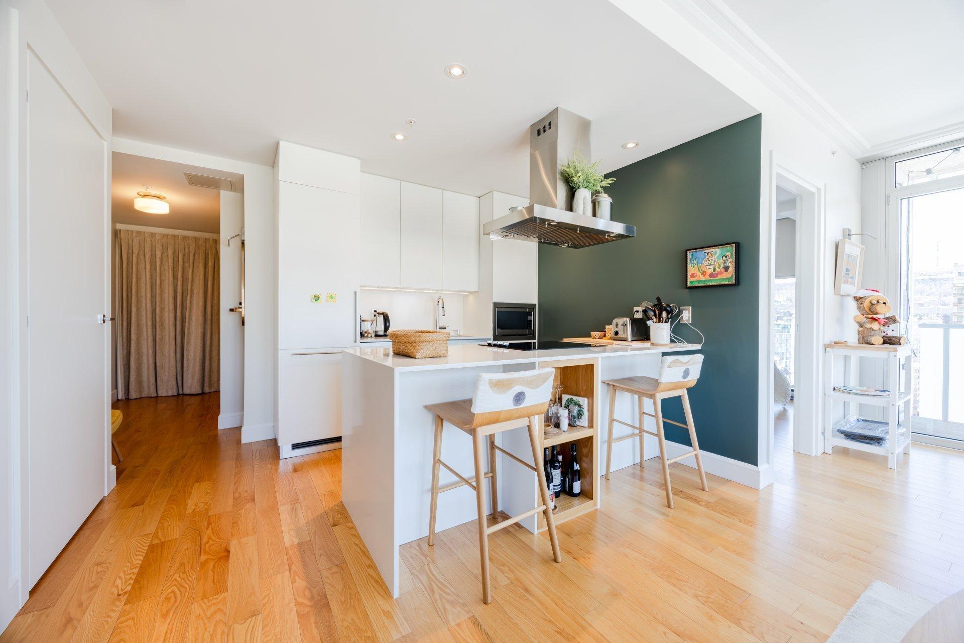 









1239


Rue Drummond

, 2210,
Montréal (Ville-Marie),




QC
H3G0G4

