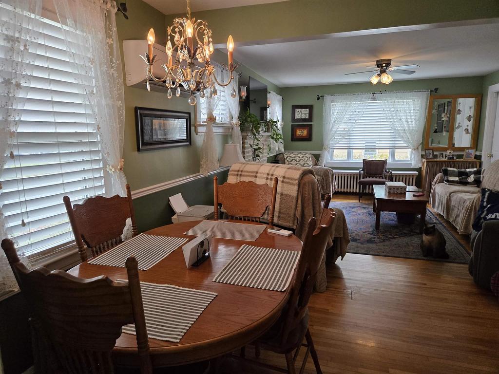 












2 MacAulays Lane

,
Sydney,




NS
B1P 3Z7

