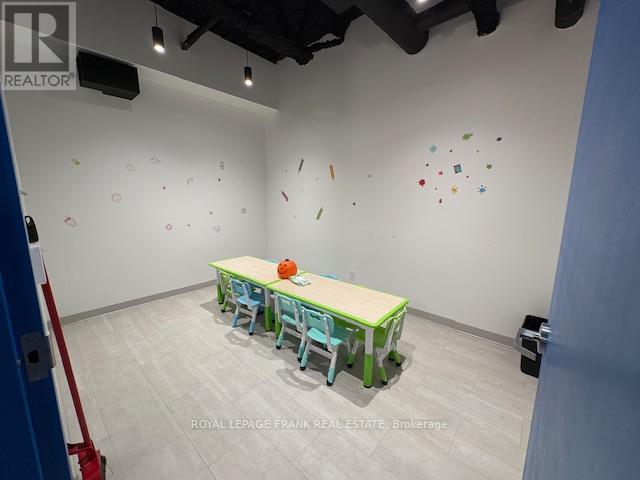 












201 - 1707 THORNTON ROAD N

,
Oshawa (Northwood),




Ontario
L1H7K4

