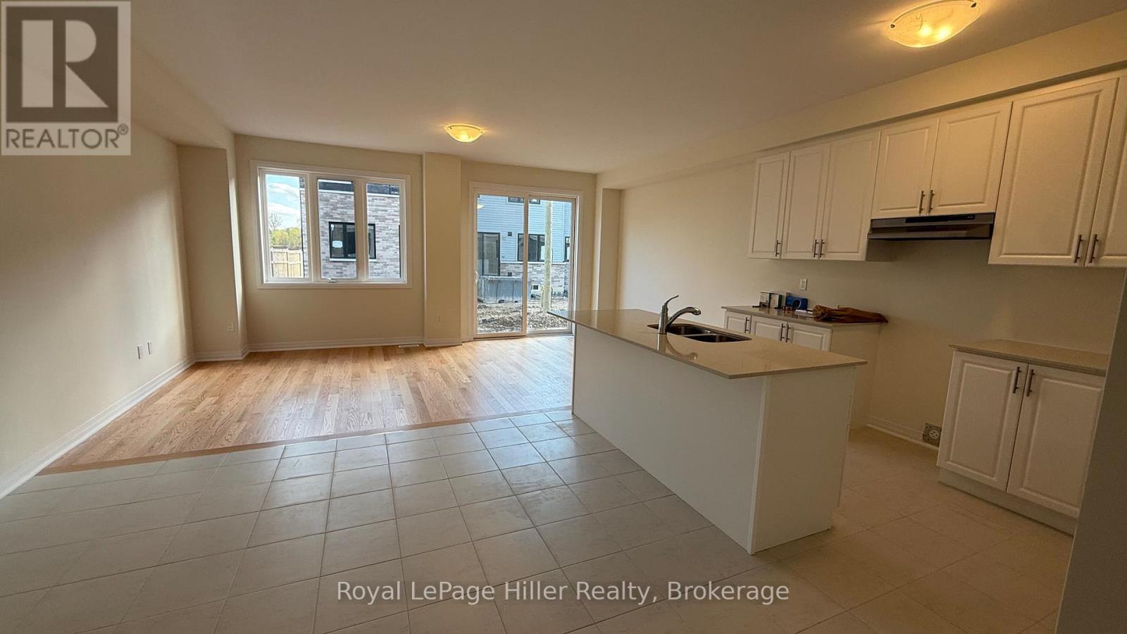 












943 DOURO STREET

,
Stratford,




Ontario
N5A0M2

