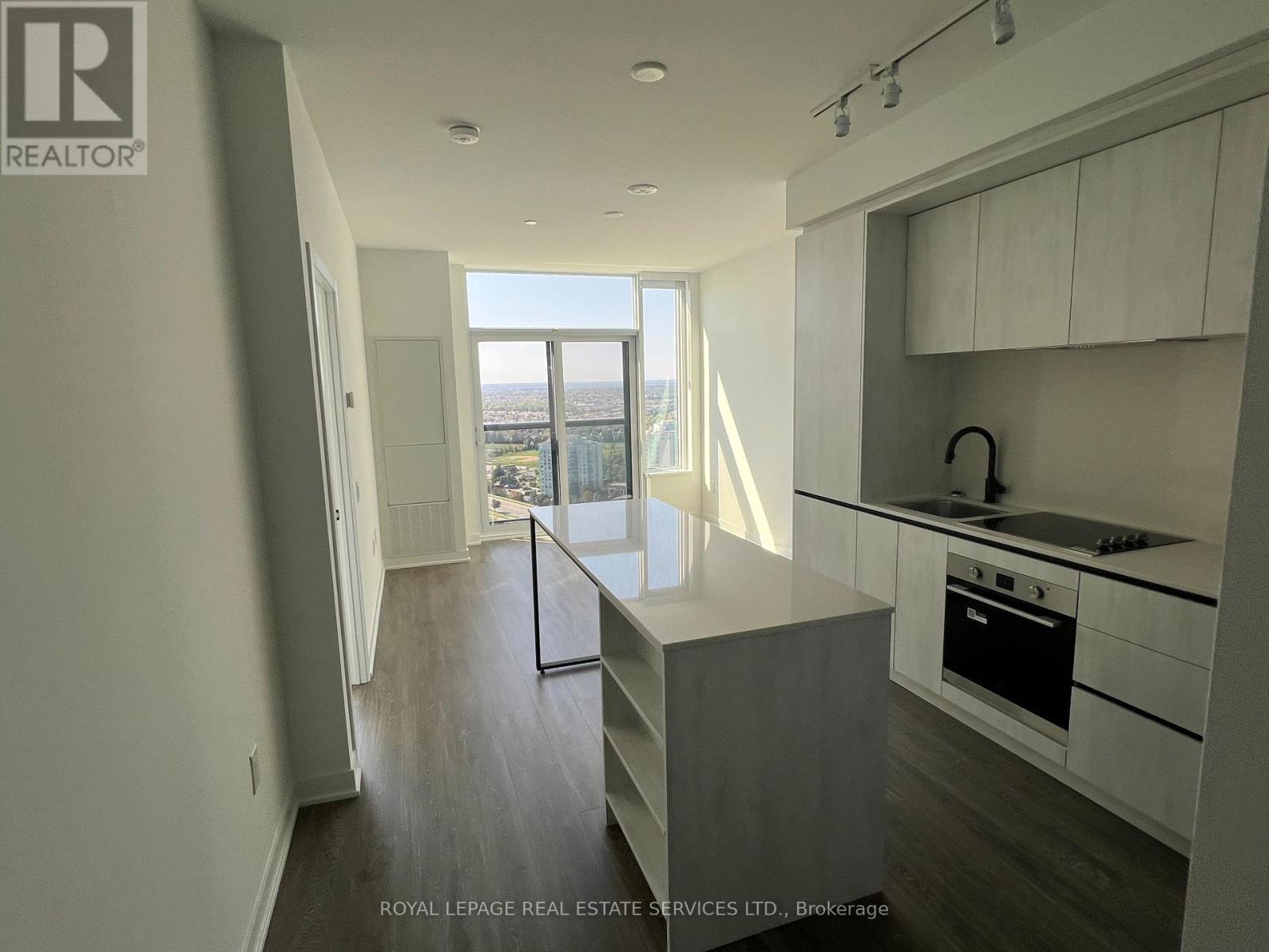 












2713 - 2495 EGLINTON AVENUE W

,
Mississauga,




Ontario
L5M2T2

