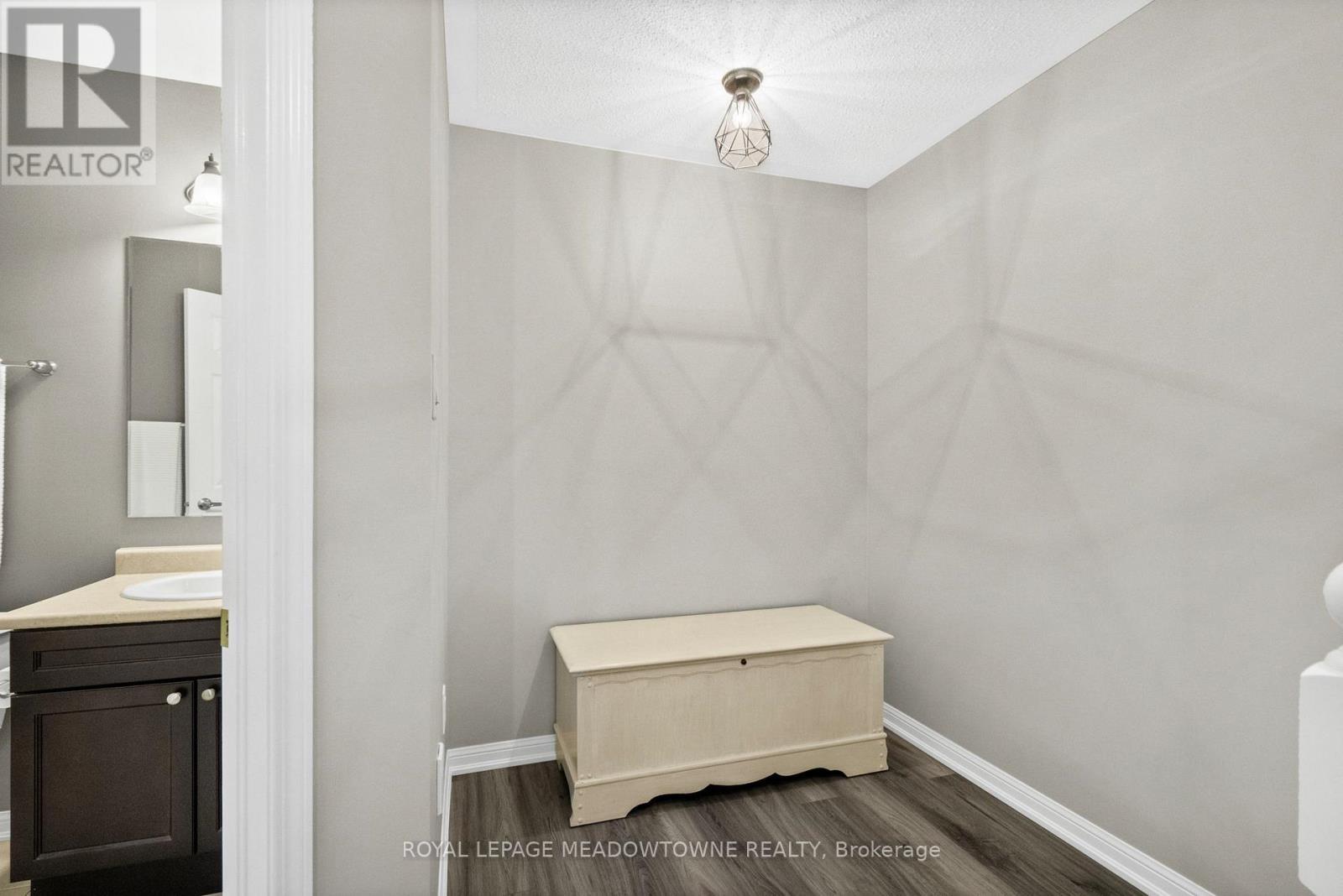 












578 PHARO POINT

,
Milton,




Ontario
L9T8H7

