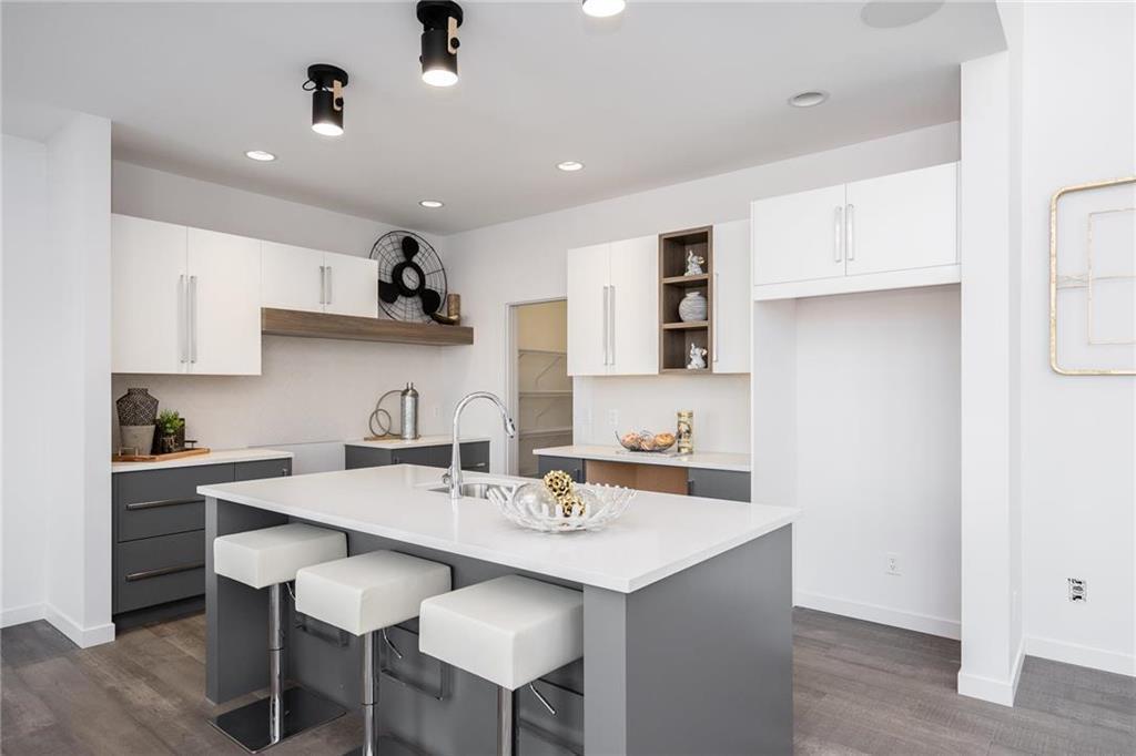 












19 Raven Road

,
Winnipeg,




Manitoba
R3X0C2

