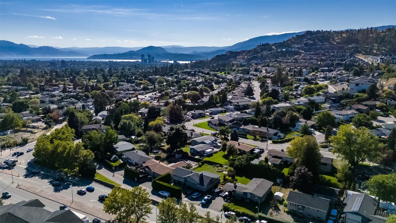 









707


Glenburn

Street,
Kelowna,




BC
V1Y 4G4

