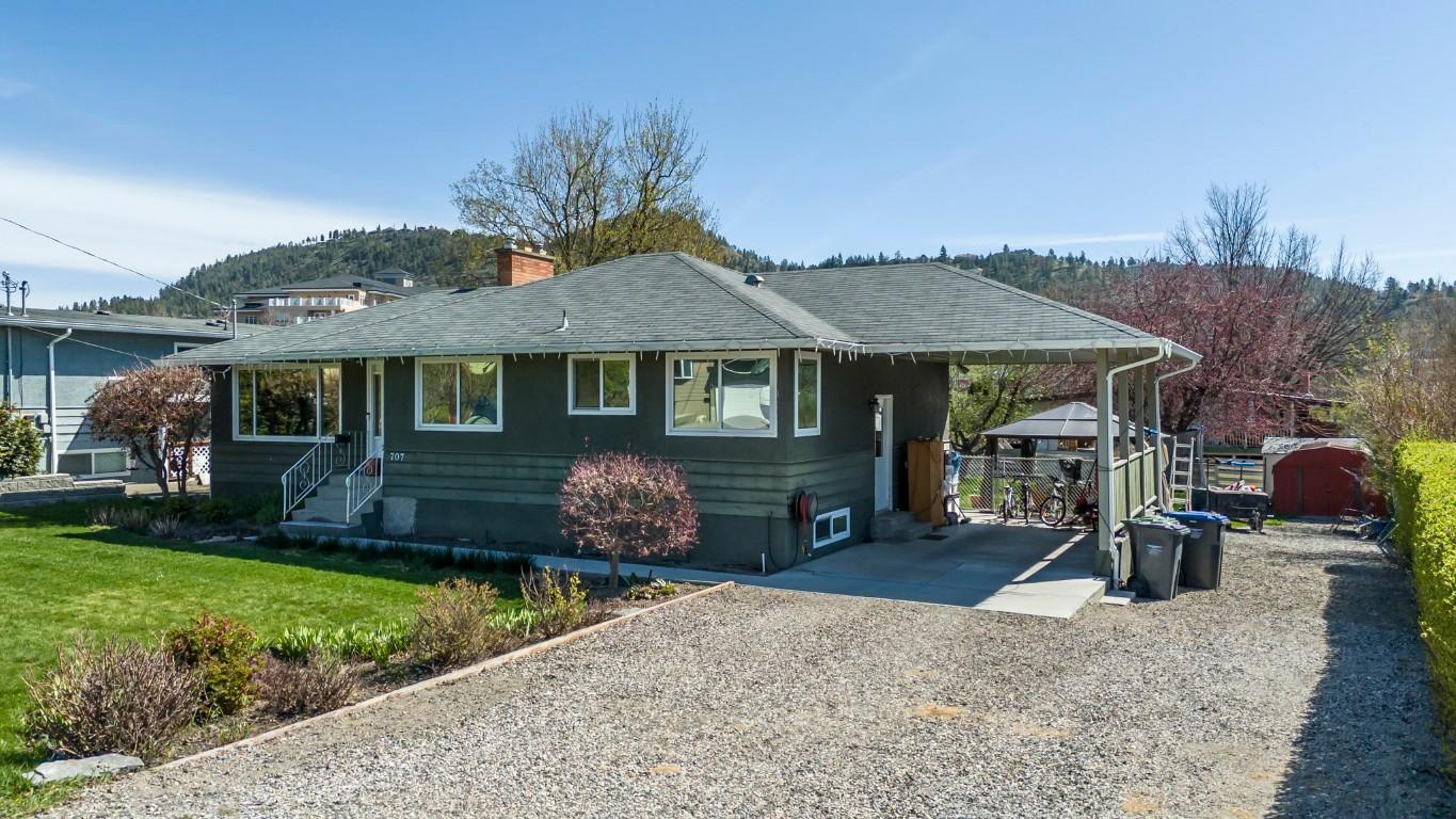 









707


Glenburn

Street,
Kelowna,




BC
V1Y 4G4

