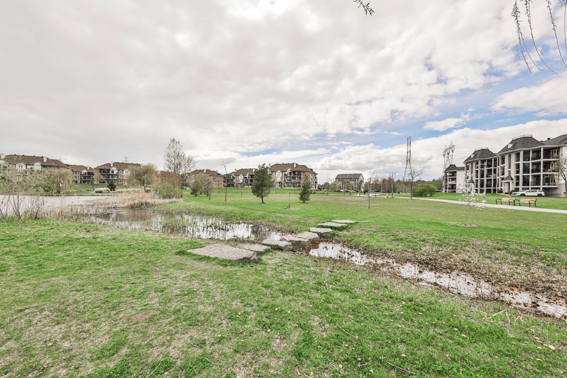 









471


Place du Louvre

,
Mascouche,




QC
J7K0M1

