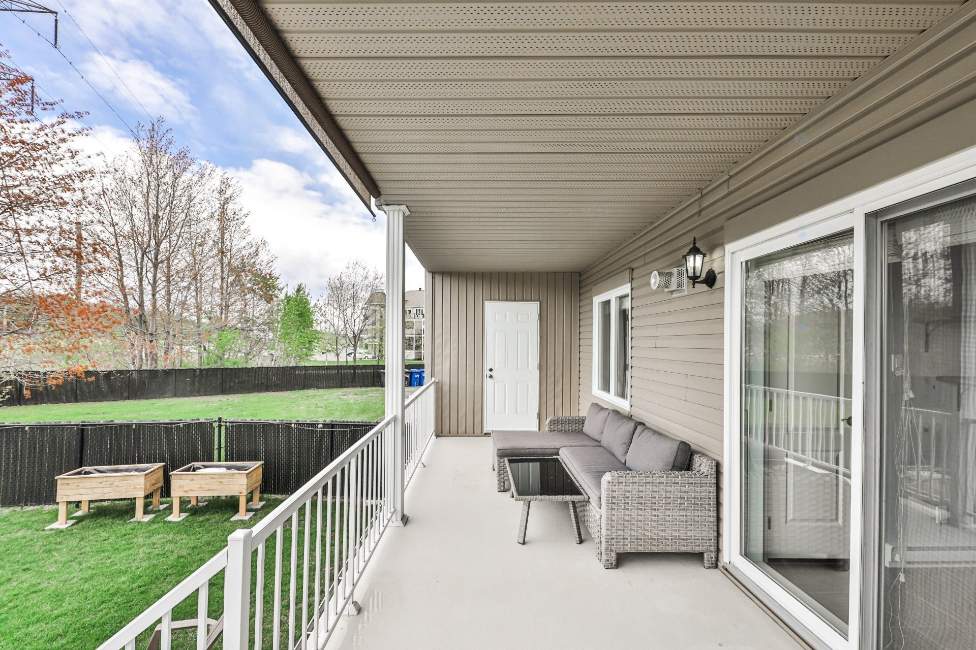 









471


Place du Louvre

,
Mascouche,




QC
J7K0M1

