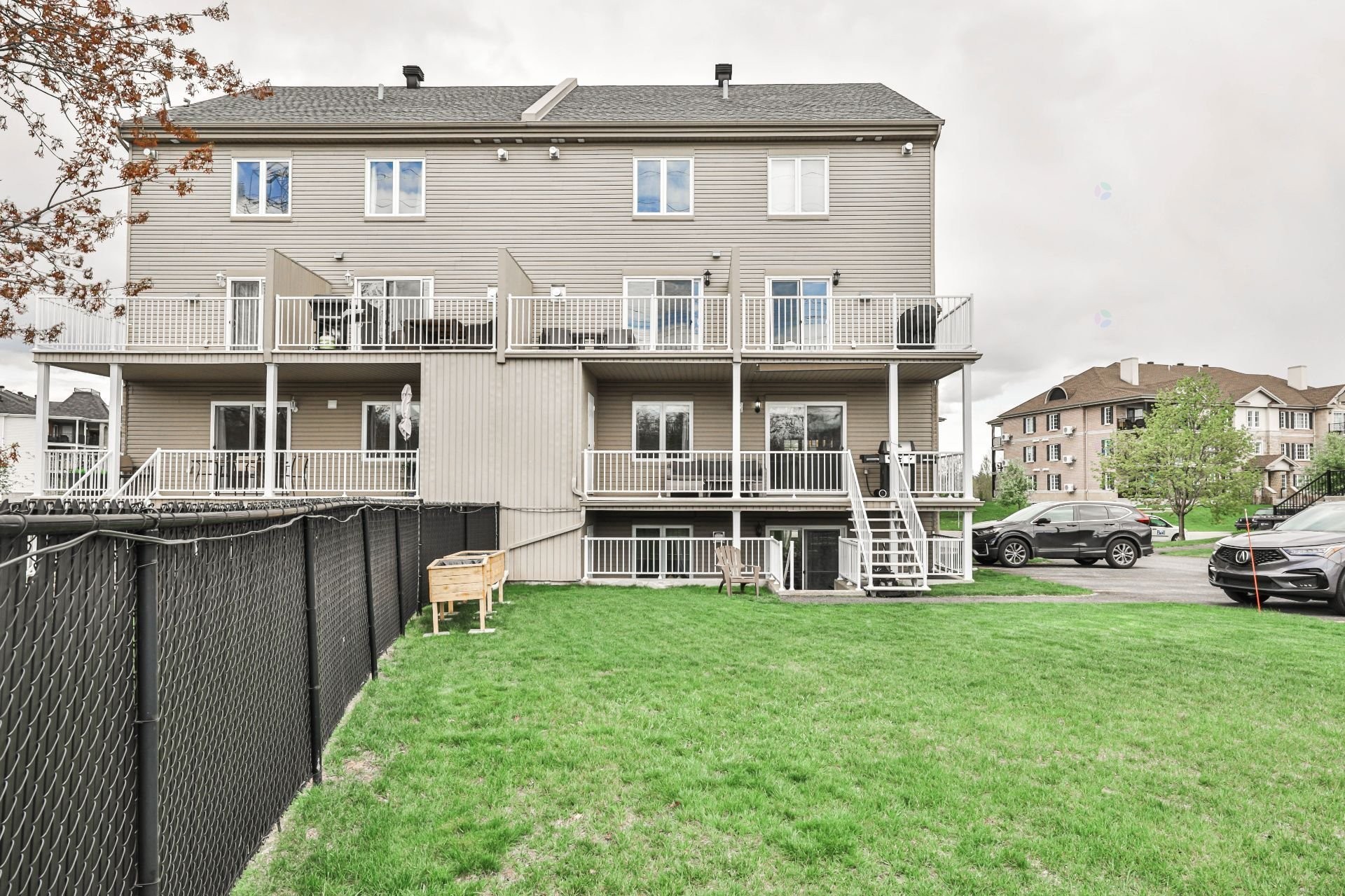 









471


Place du Louvre

,
Mascouche,




QC
J7K0M1

