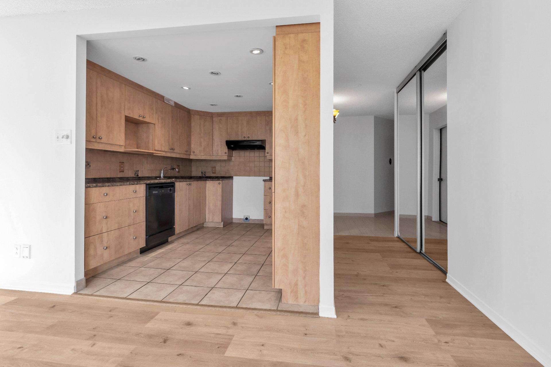 









6850


Boul. des Roseraies

, 607,
Montréal (Anjou),




QC
H1M3B8

