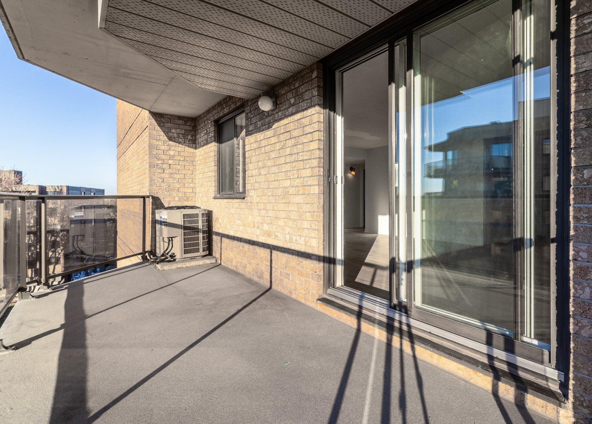 









6850


Boul. des Roseraies

, 607,
Montréal (Anjou),




QC
H1M3B8

