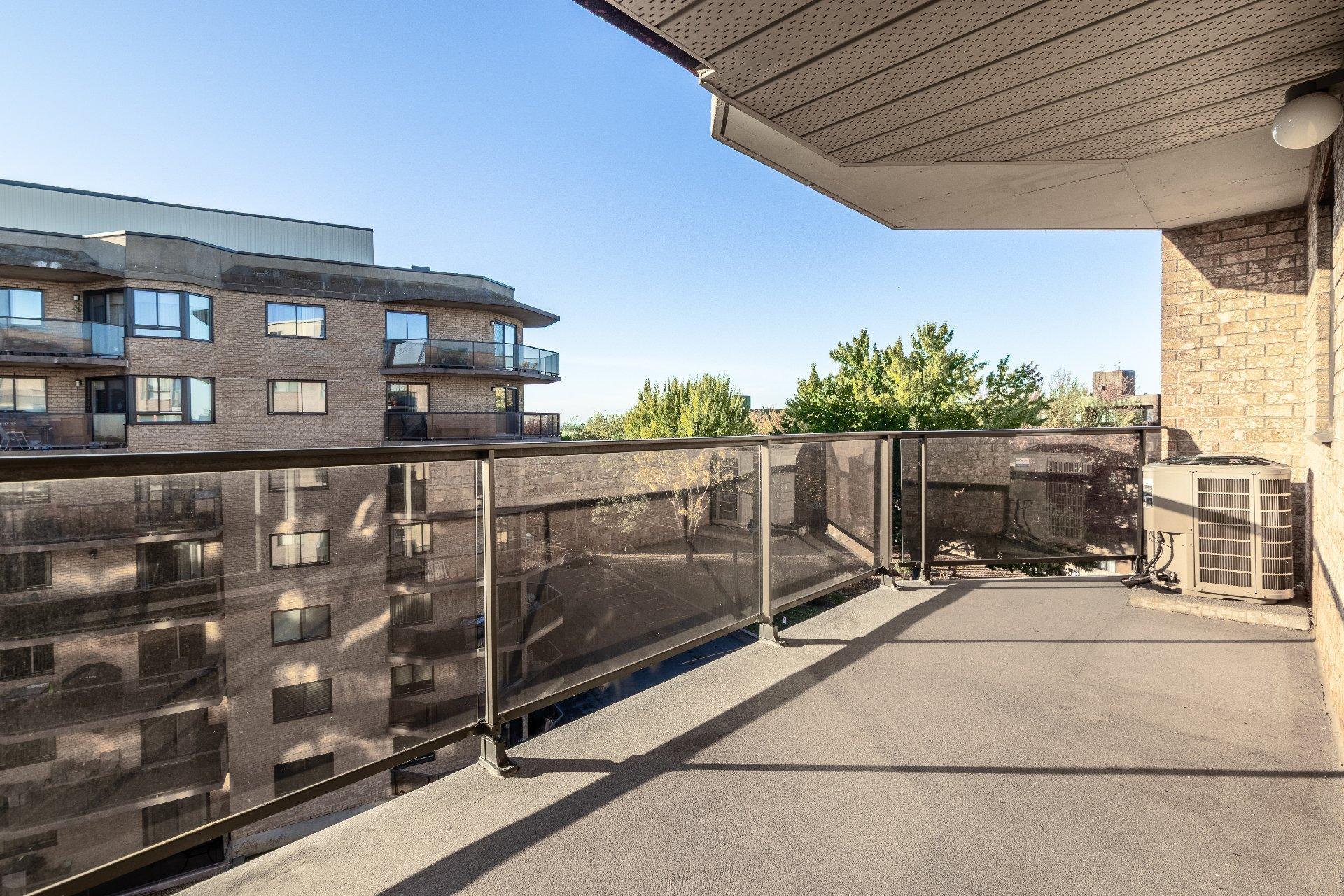 









6850


Boul. des Roseraies

, 607,
Montréal (Anjou),




QC
H1M3B8

