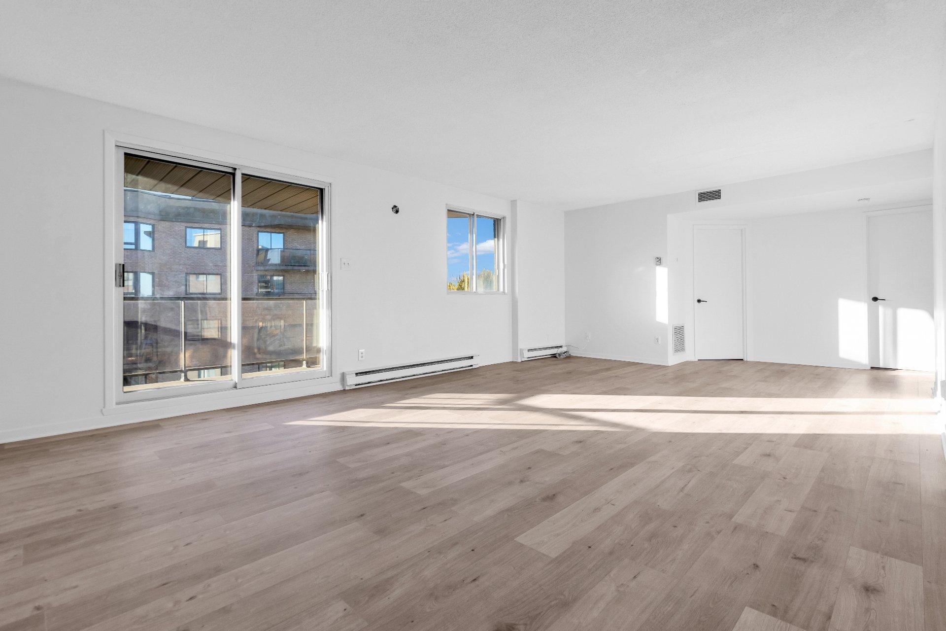 









6850


Boul. des Roseraies

, 607,
Montréal (Anjou),




QC
H1M3B8

