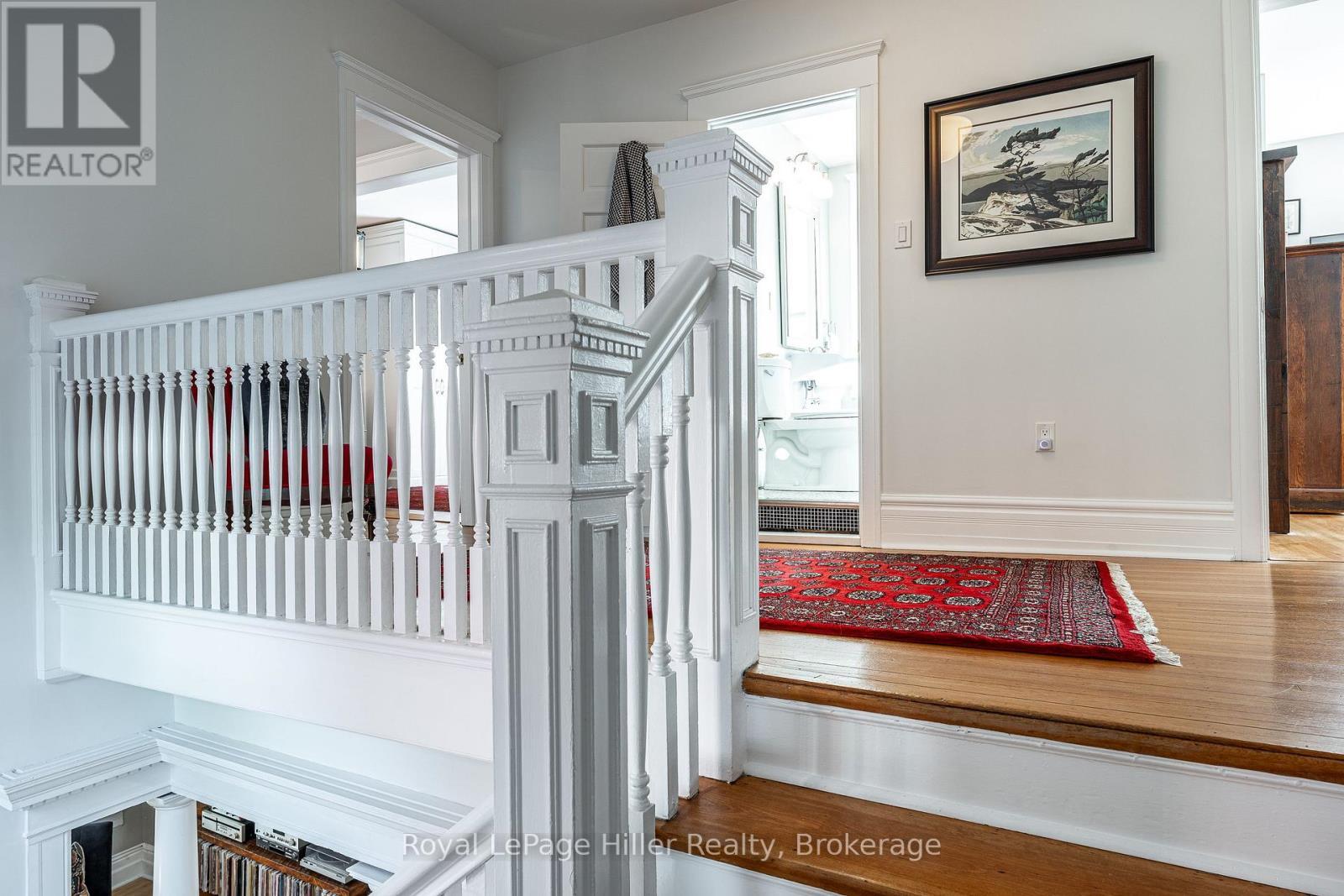 












180 ELIZABETH STREET

,
Stratford,




Ontario
N5A4Z3

