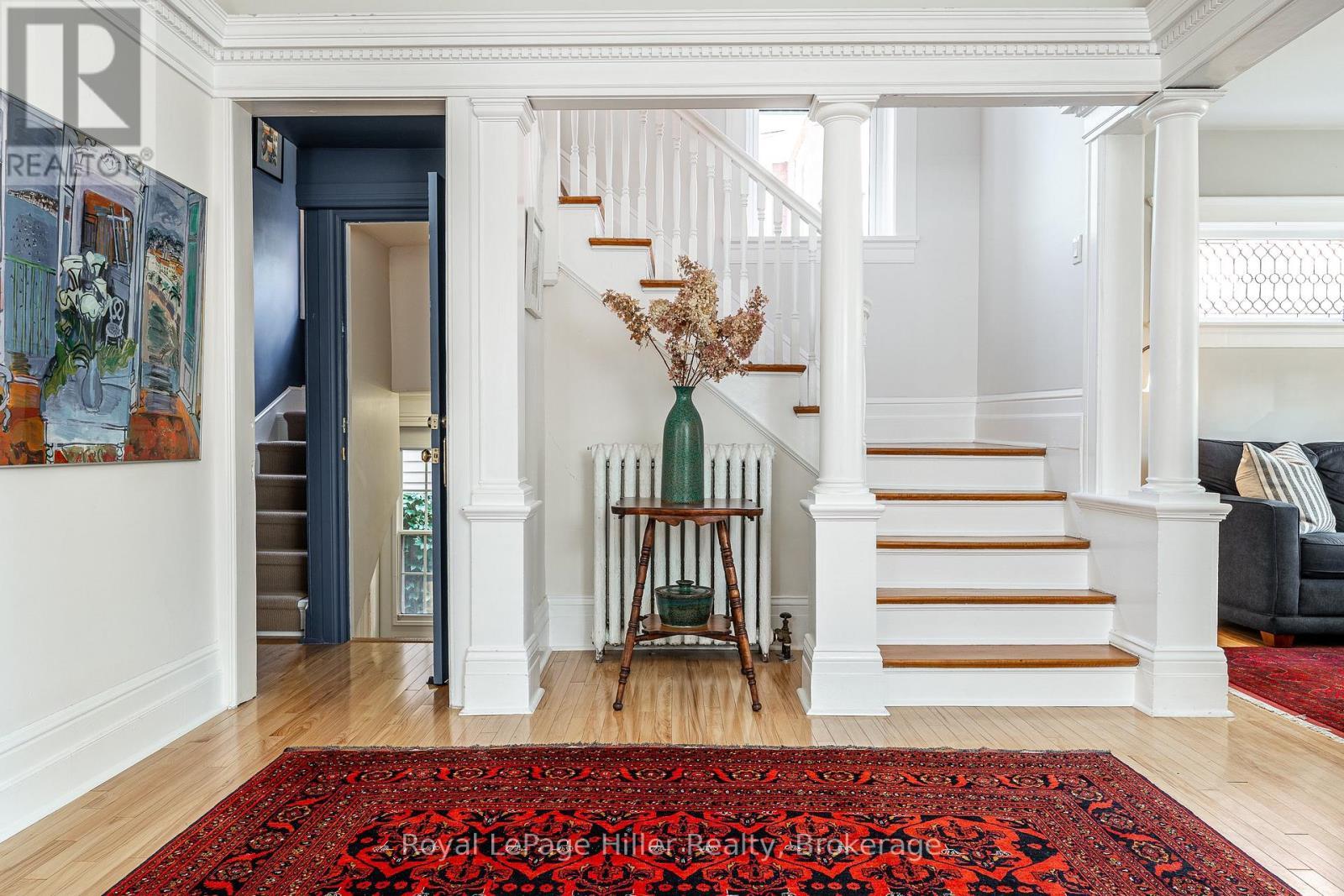 












180 ELIZABETH STREET

,
Stratford,




Ontario
N5A4Z3

