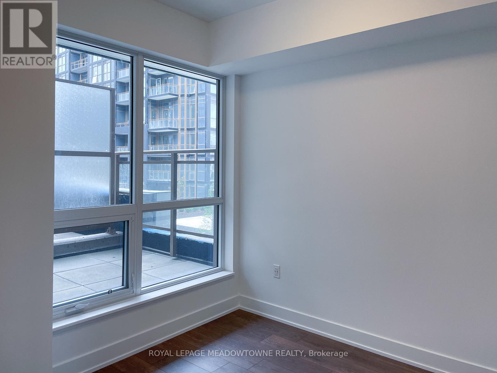 












201 - 2343 KHALSA GATE

,
Oakville,




Ontario
L6M5R6

