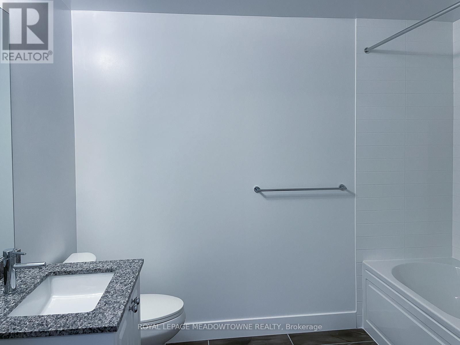 












201 - 2343 KHALSA GATE

,
Oakville,




Ontario
L6M5R6

