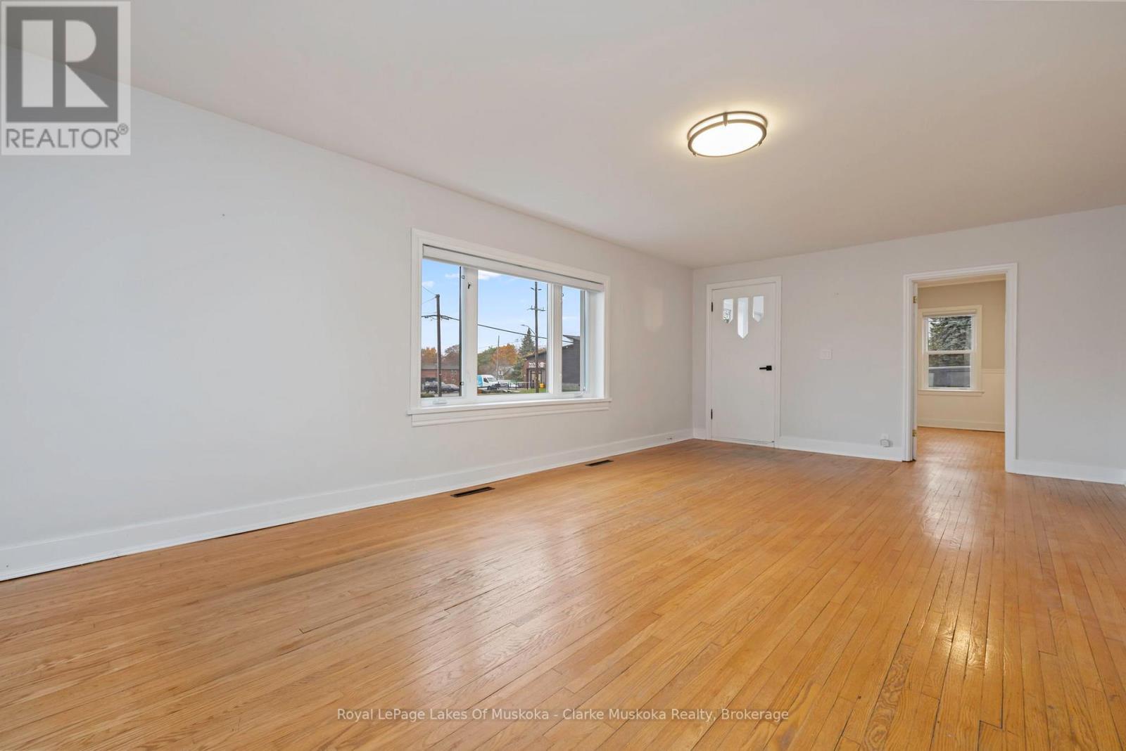 












57 CASCADE STREET

,
Parry Sound,




Ontario
P2A1K3

