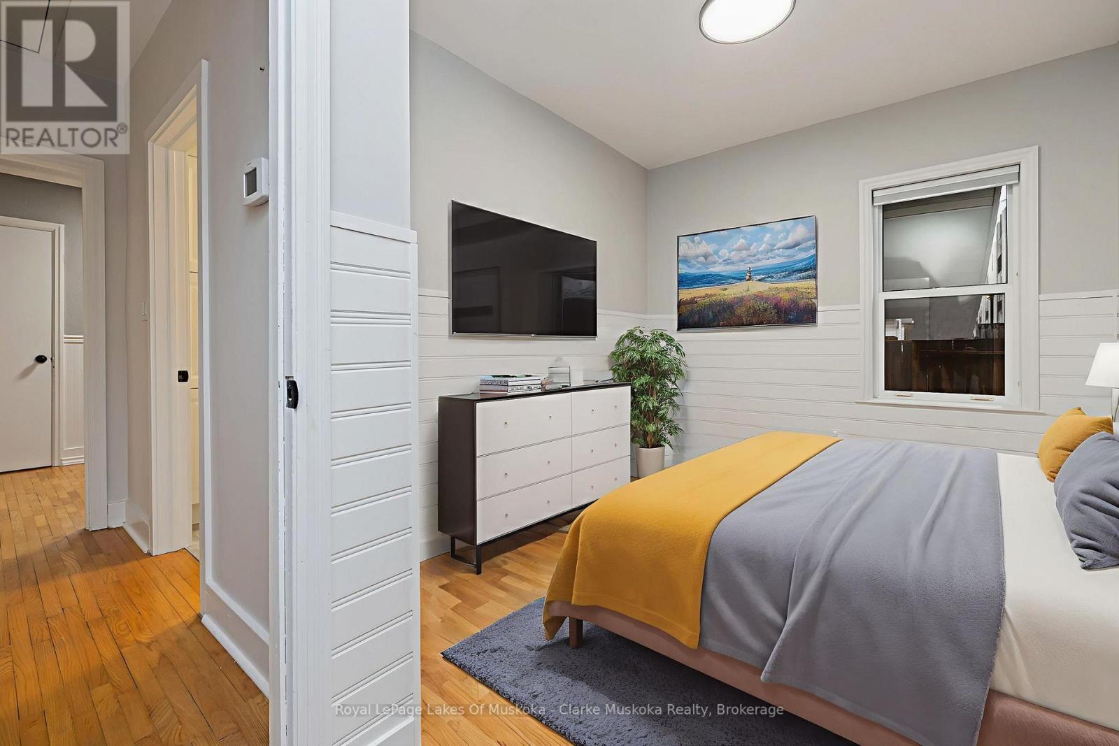 












57 CASCADE STREET

,
Parry Sound,




Ontario
P2A1K3

