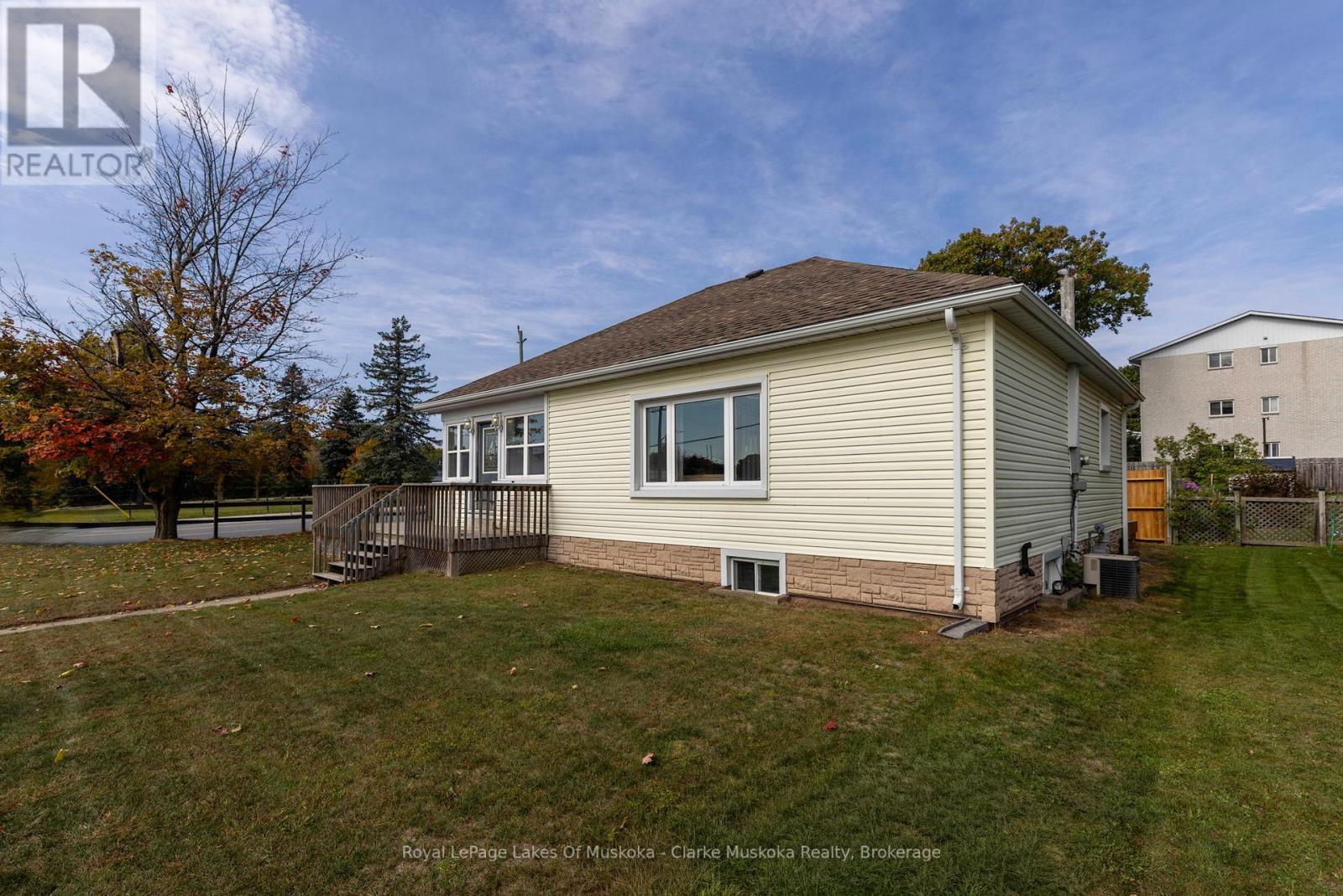 












57 CASCADE STREET

,
Parry Sound,




Ontario
P2A1K3

