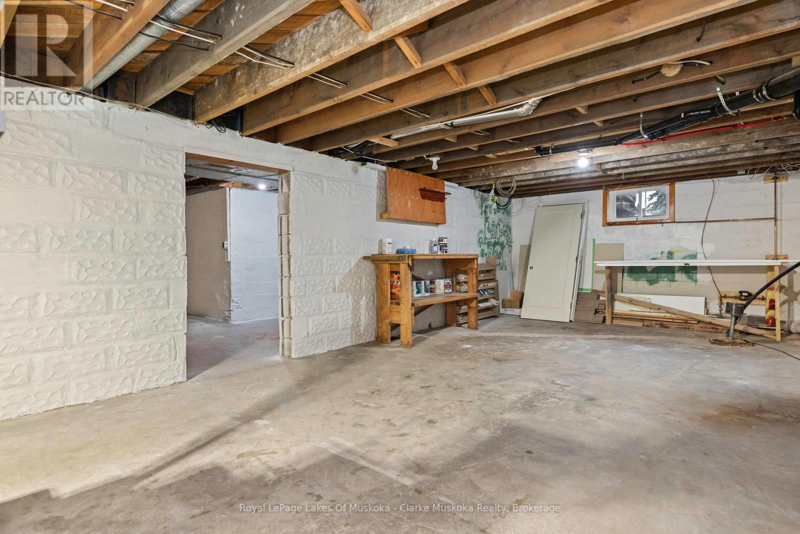 












57 CASCADE STREET

,
Parry Sound,




Ontario
P2A1K3

