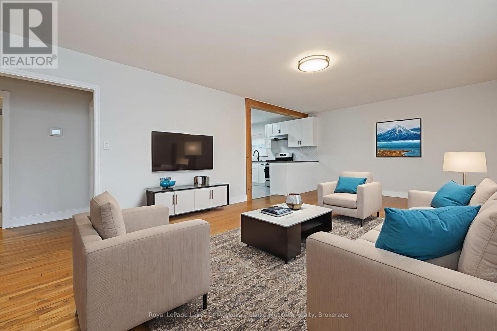 












57 CASCADE STREET

,
Parry Sound,




Ontario
P2A1K3

