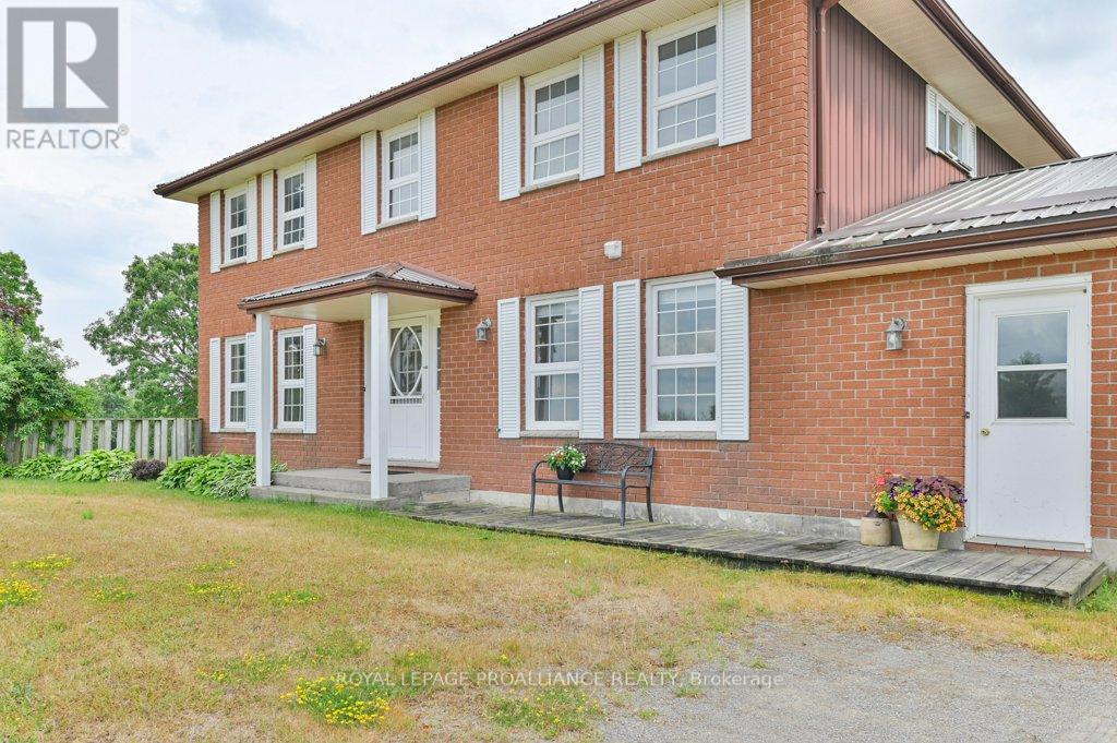 












255 HUFFMAN ROAD

,
Quinte West (Murray Ward),




Ontario
K0K2C0

