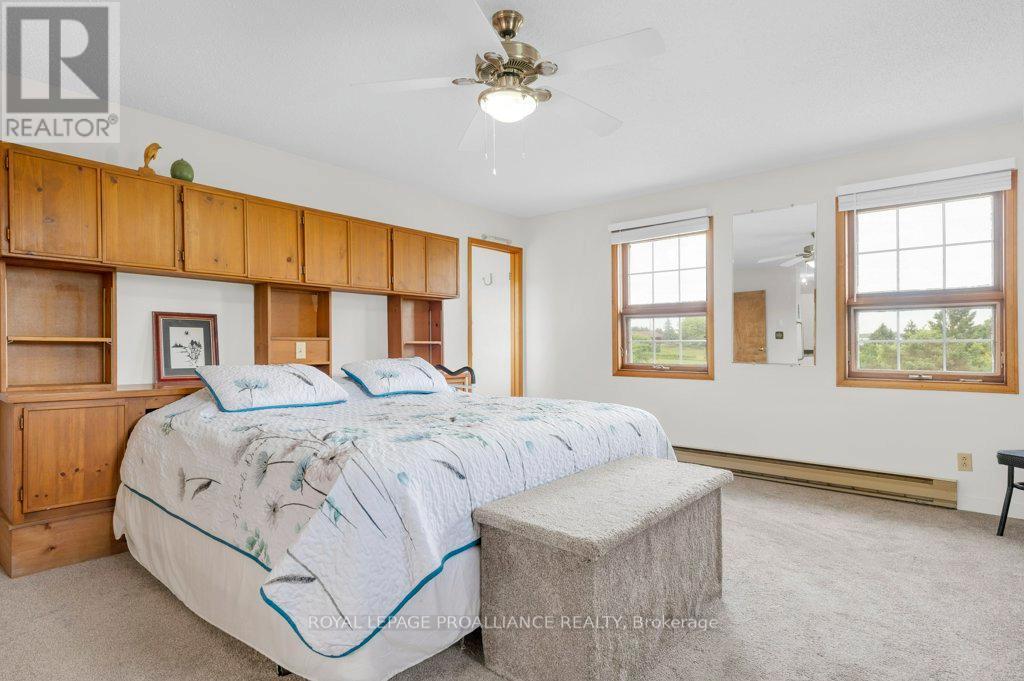 












255 HUFFMAN ROAD

,
Quinte West (Murray Ward),




Ontario
K0K2C0

