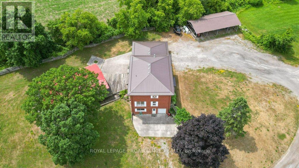 












255 HUFFMAN ROAD

,
Quinte West (Murray Ward),




Ontario
K0K2C0

