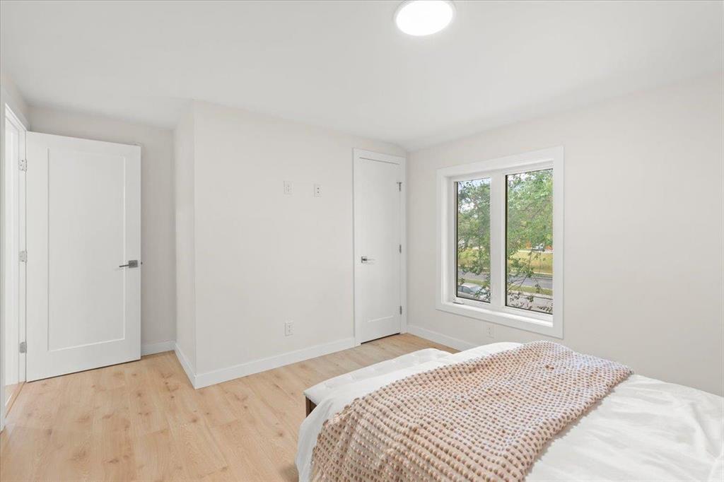 












242 Kenaston Boulevard

,
Winnipeg,




Manitoba
R3N1V4

