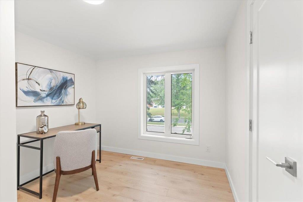 












242 Kenaston Boulevard

,
Winnipeg,




Manitoba
R3N1V4

