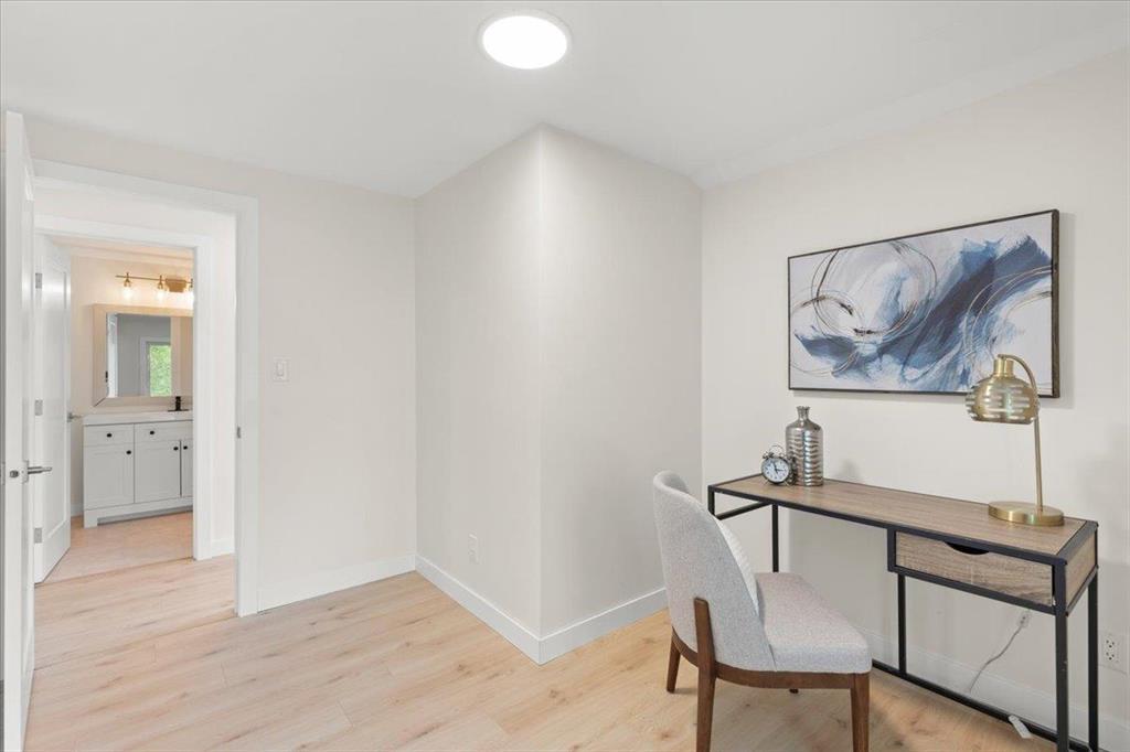 












242 Kenaston Boulevard

,
Winnipeg,




Manitoba
R3N1V4

