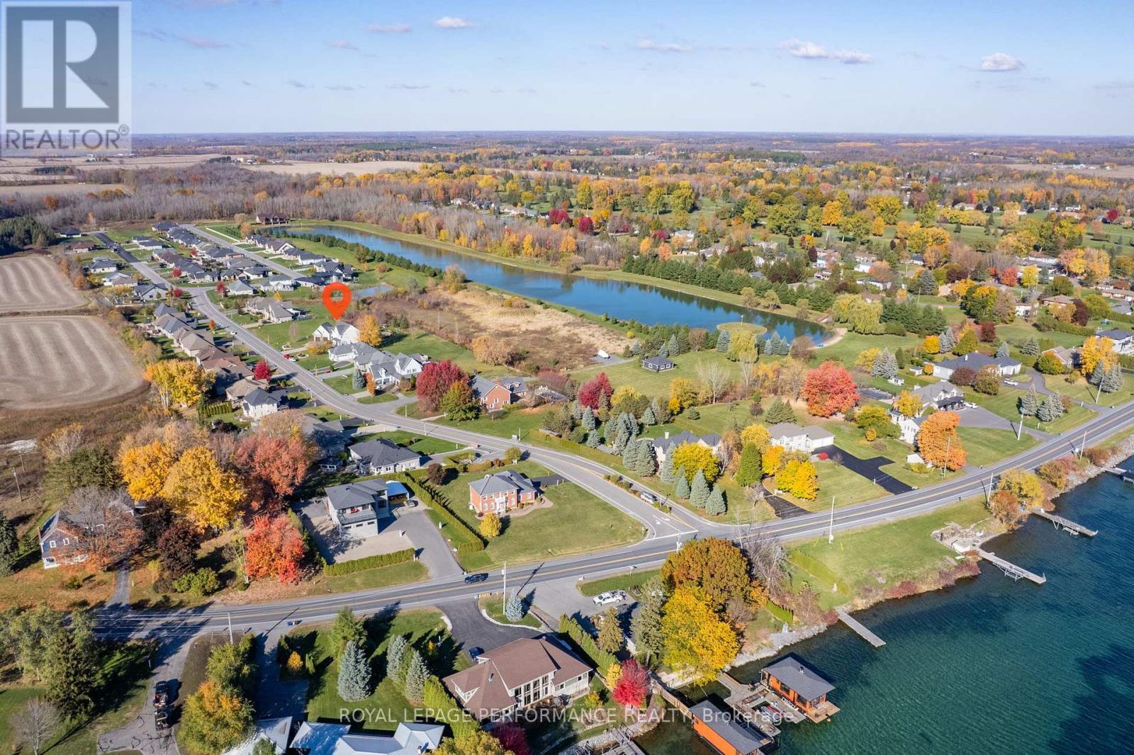 












6721 YACHT BOULEVARD

,
South Glengarry,




Ontario
K6H7N6

