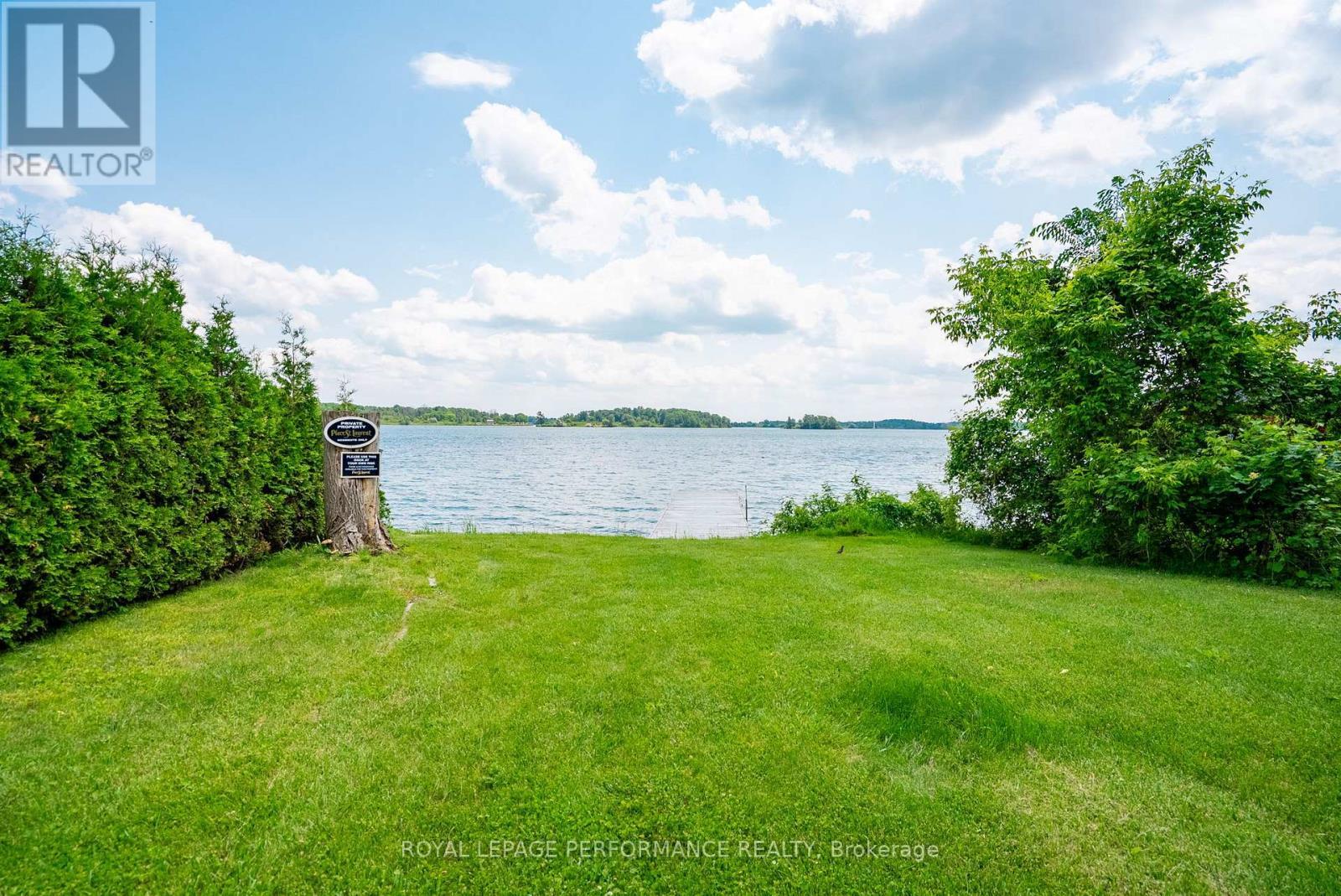 












6721 YACHT BOULEVARD

,
South Glengarry,




Ontario
K6H7N6

