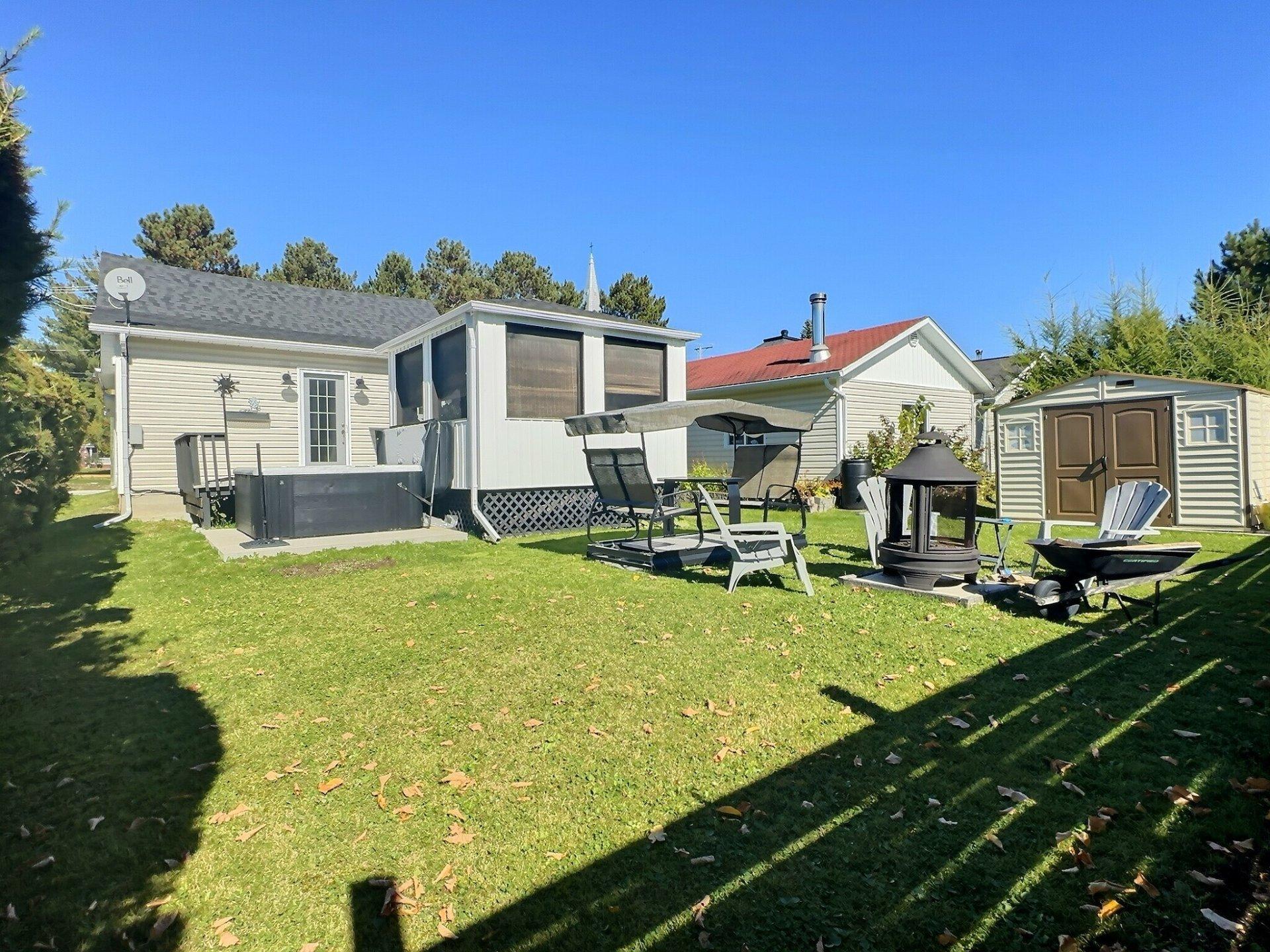 









5


Rue Arpin O.

,
Laverlochère-Angliers,




QC
J0Z2P0

