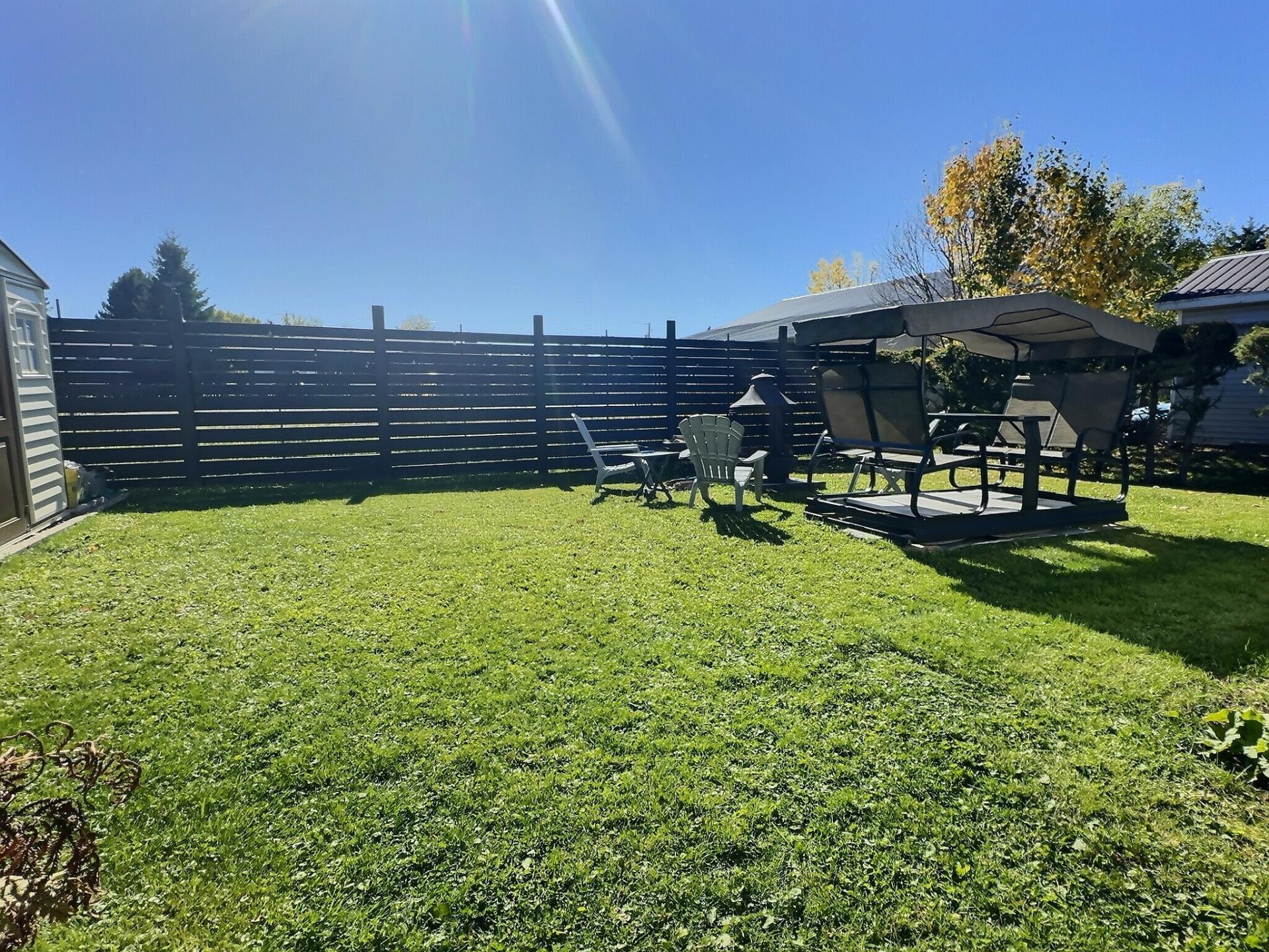 









5


Rue Arpin O.

,
Laverlochère-Angliers,




QC
J0Z2P0

