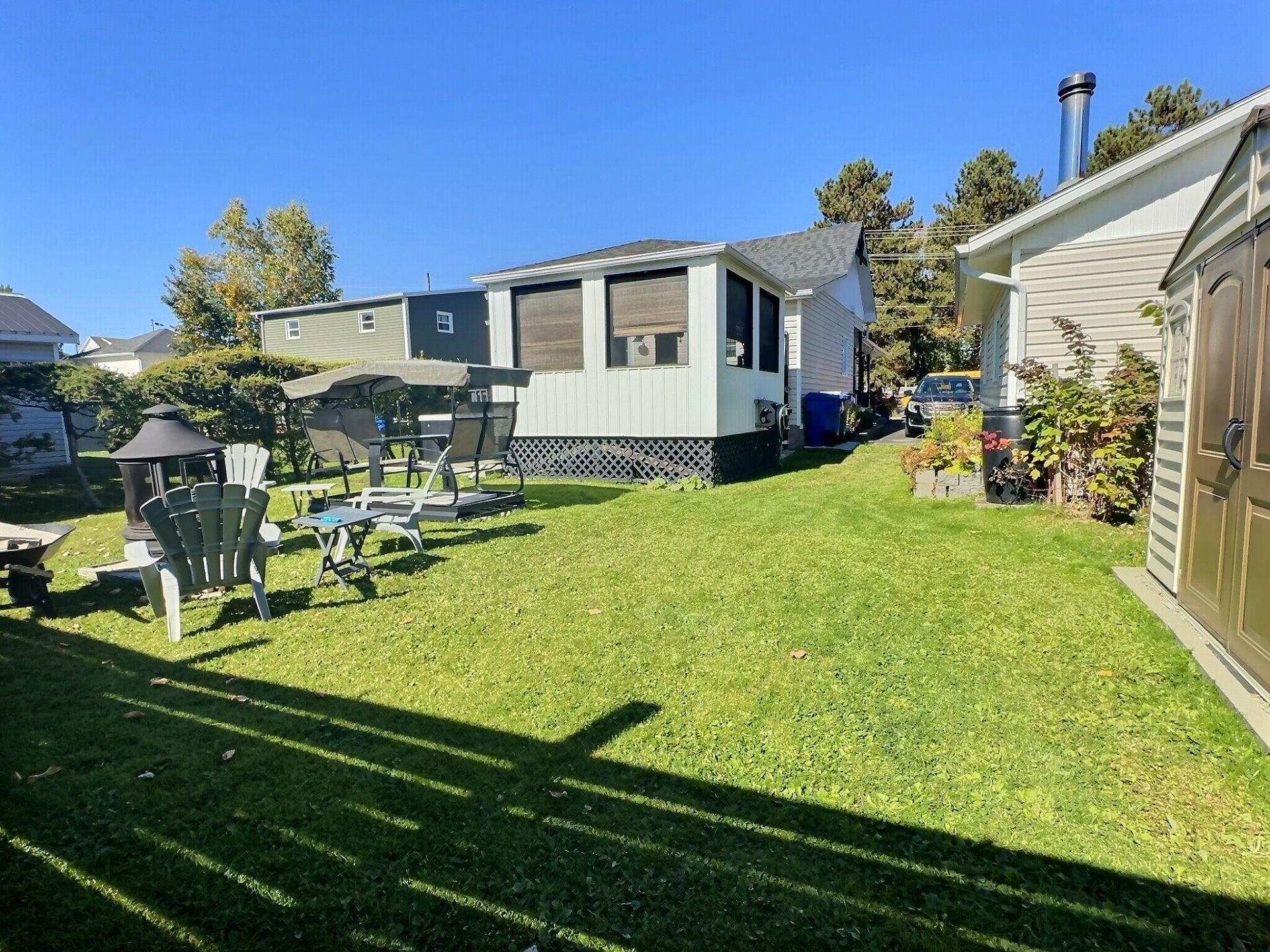 









5


Rue Arpin O.

,
Laverlochère-Angliers,




QC
J0Z2P0

