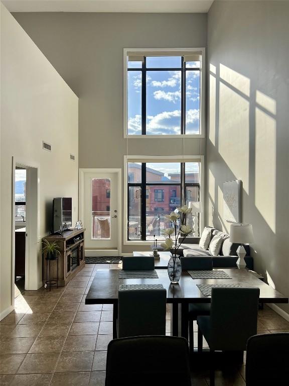 









654


Cook

Road, 633,
Kelowna,




BC
V1W 3G7

