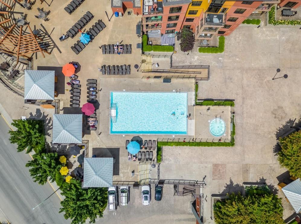 









654


Cook

Road, 633,
Kelowna,




BC
V1W 3G7

