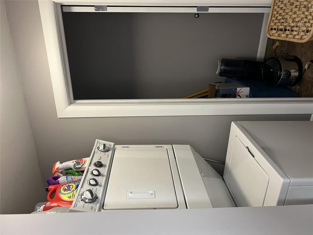 









654


Cook

Road, 633,
Kelowna,




BC
V1W 3G7

