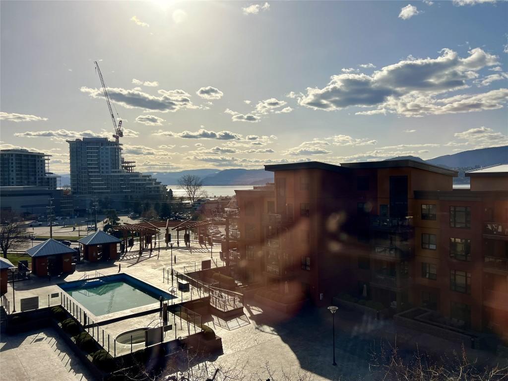 









654


Cook

Road, 633,
Kelowna,




BC
V1W 3G7

