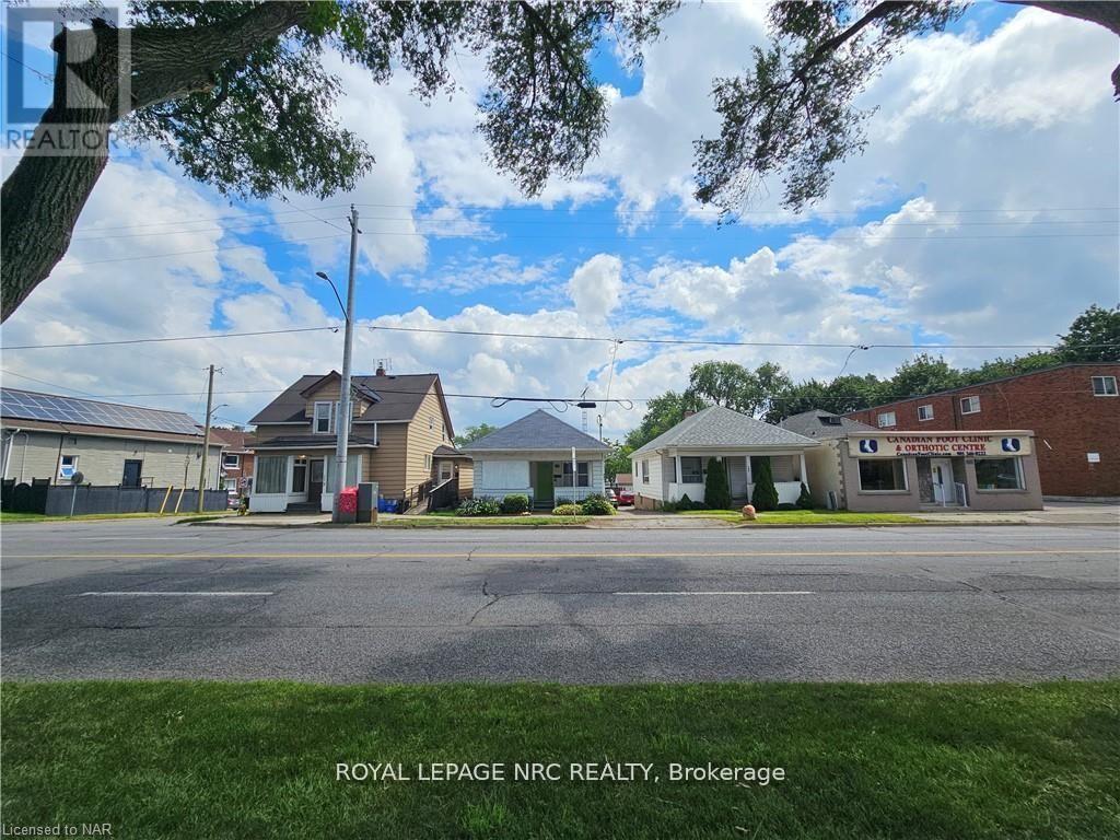 












170 NIAGARA STREET W

,
St. Catharines (E. Chester),




Ontario
L2R4L4

