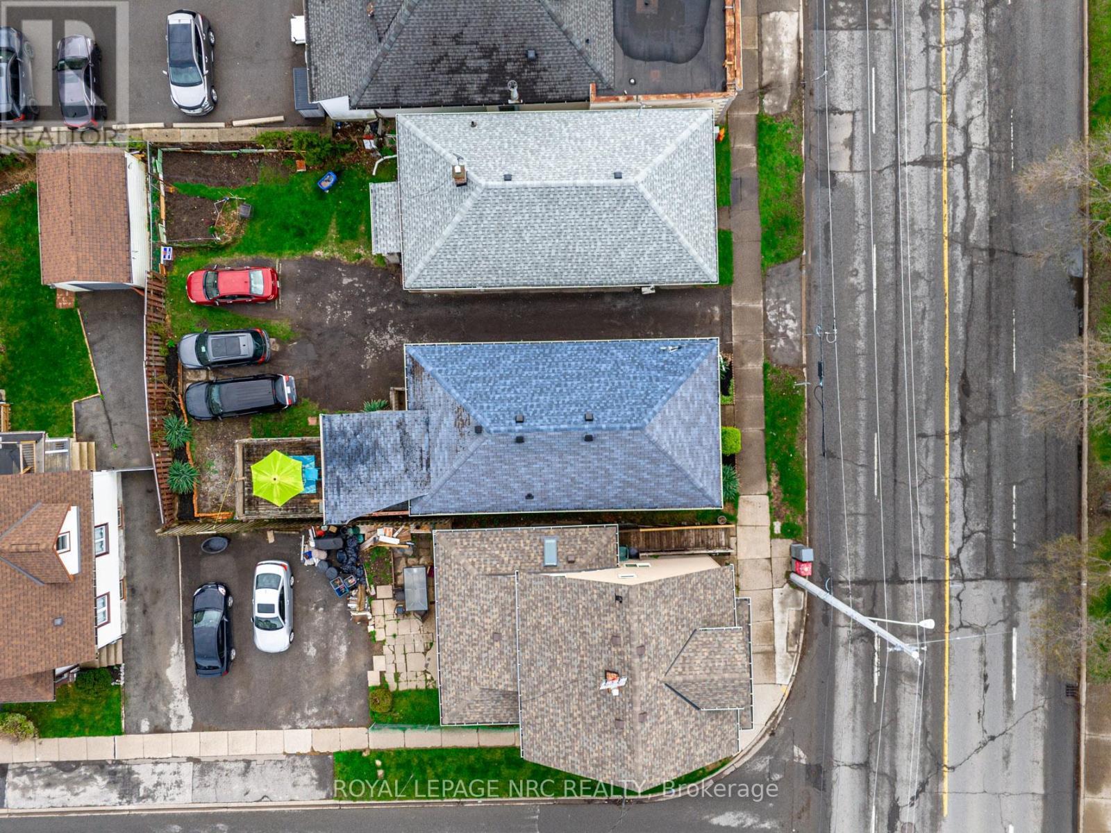 












170 NIAGARA STREET W

,
St. Catharines (E. Chester),




Ontario
L2R4L4

