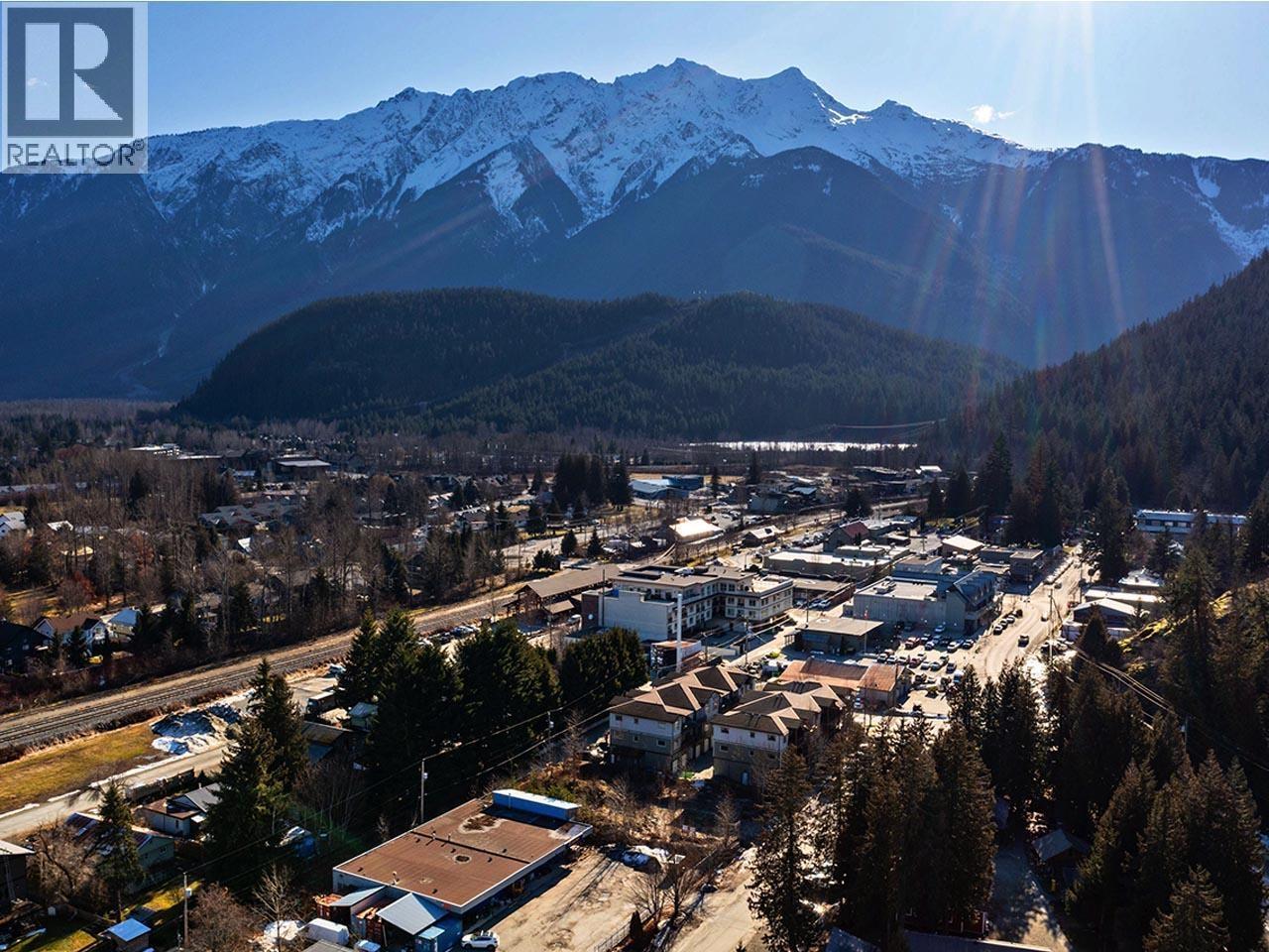 












7454 PROSPECT STREET

,
Pemberton,







British Columbia
V0N2L0

