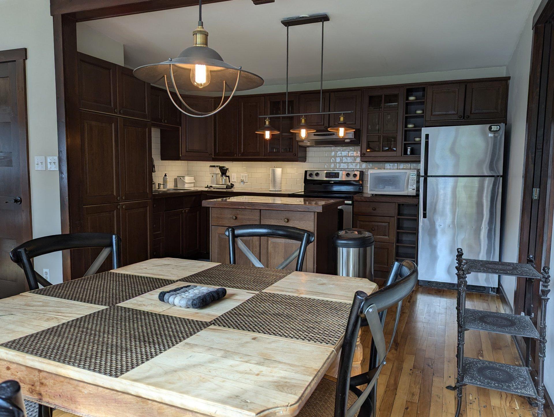 









18A


Av. du Golf

,
Pointe-Claire,




QC
H9S4N5

