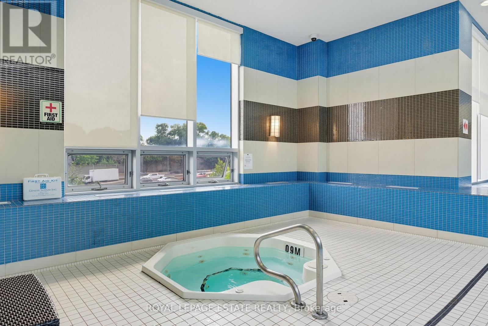 












1808 - 100 HARRISON GARDEN BOULEVARD

,
Toronto,




Ontario
M2N0C2

