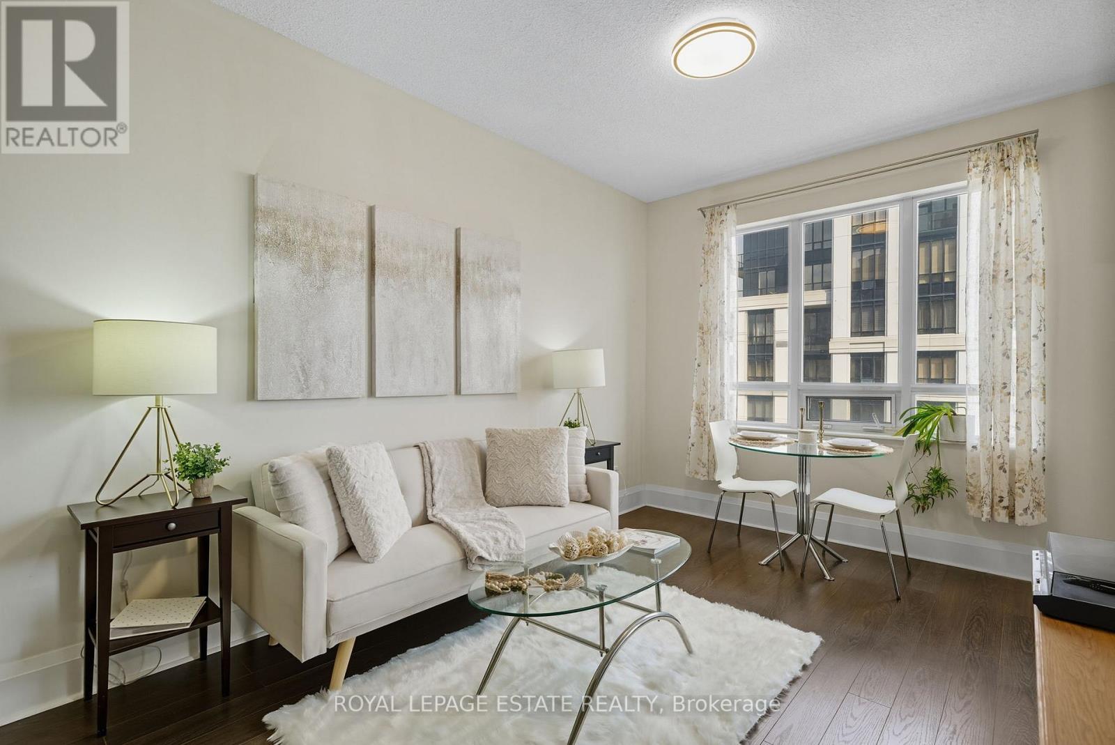 












1808 - 100 HARRISON GARDEN BOULEVARD

,
Toronto,




Ontario
M2N0C2

