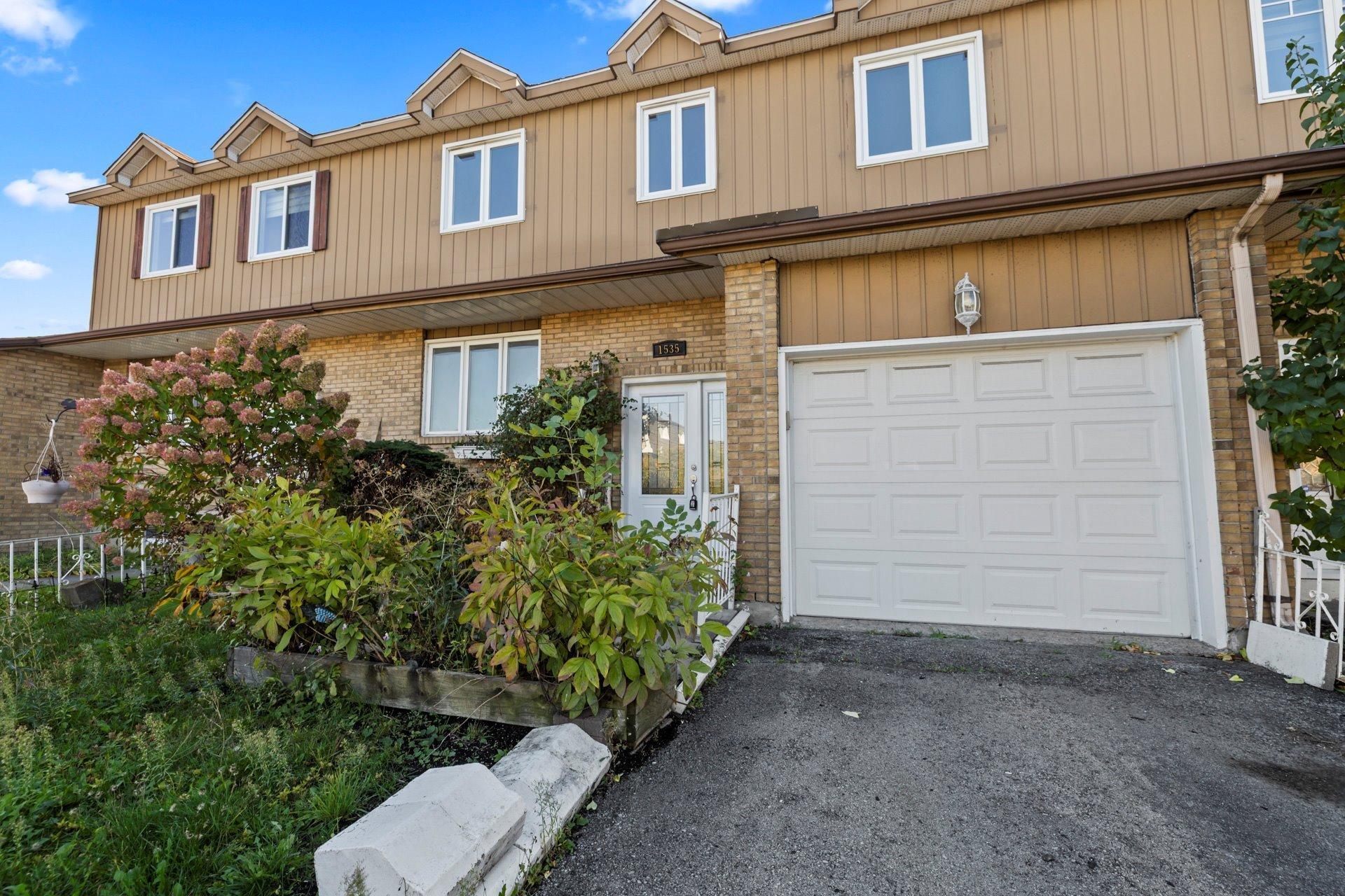 









1535


Rue Plaisance

,
Brossard,




QC
J4W3B4

