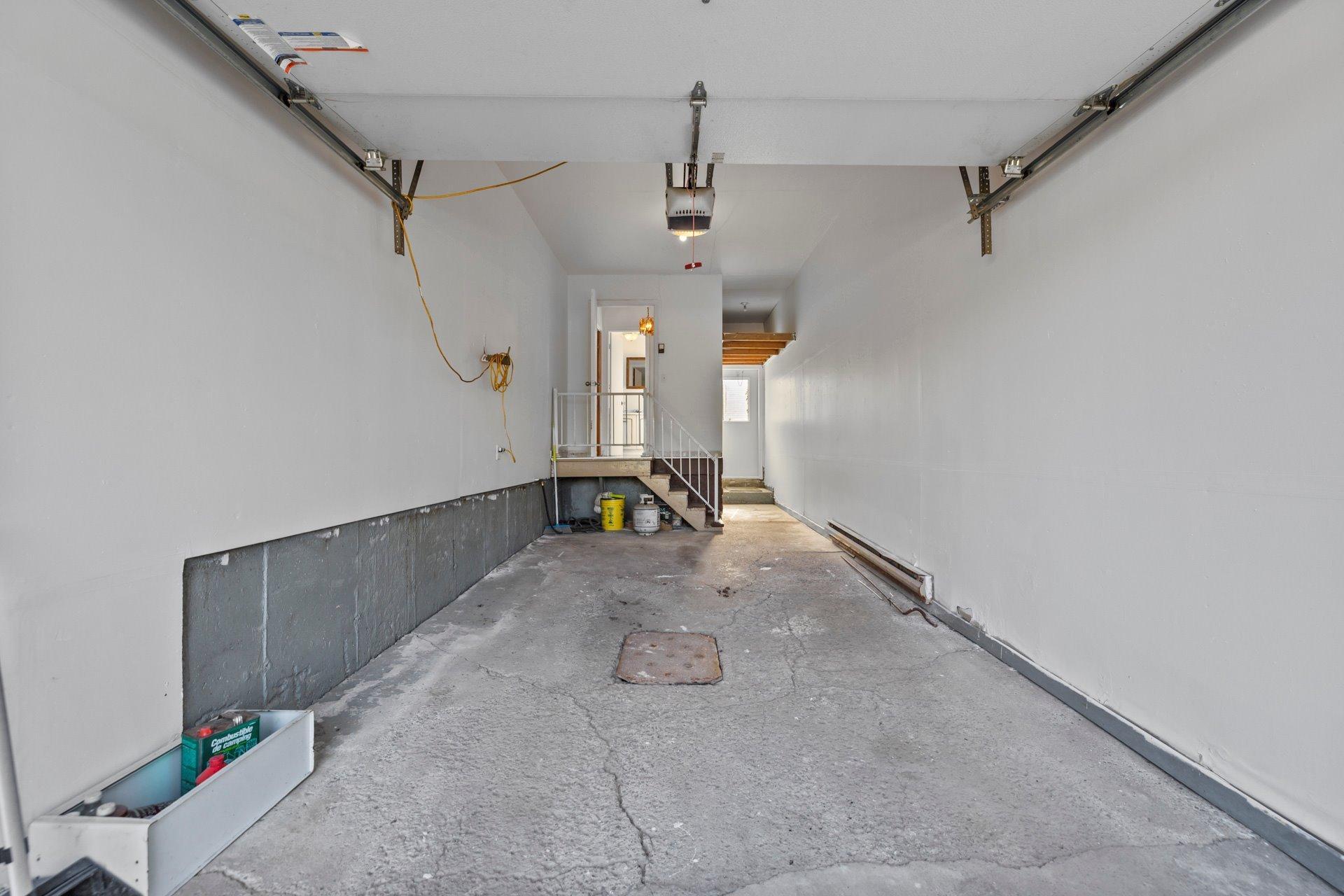 









1535


Rue Plaisance

,
Brossard,




QC
J4W3B4

