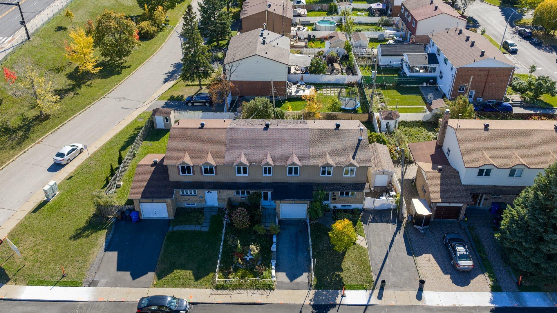 









1535


Rue Plaisance

,
Brossard,




QC
J4W3B4

